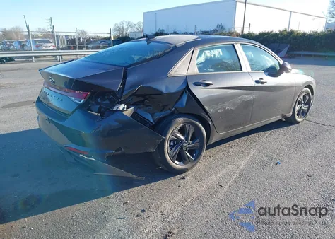 2022 Hyundai Elantra Sel z USA, uszkodzony, nr VIN 5NPLS4AG4NH076339